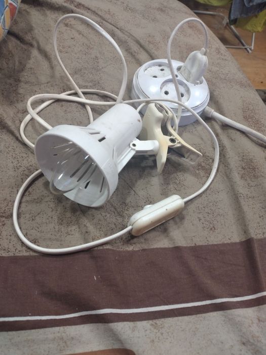 Нощна лампа.със щипка.