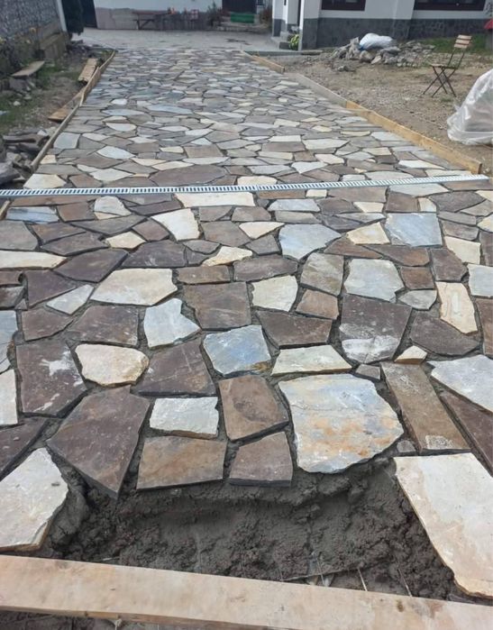 Piatra naturala de munte oriunde in tara + montat profesional