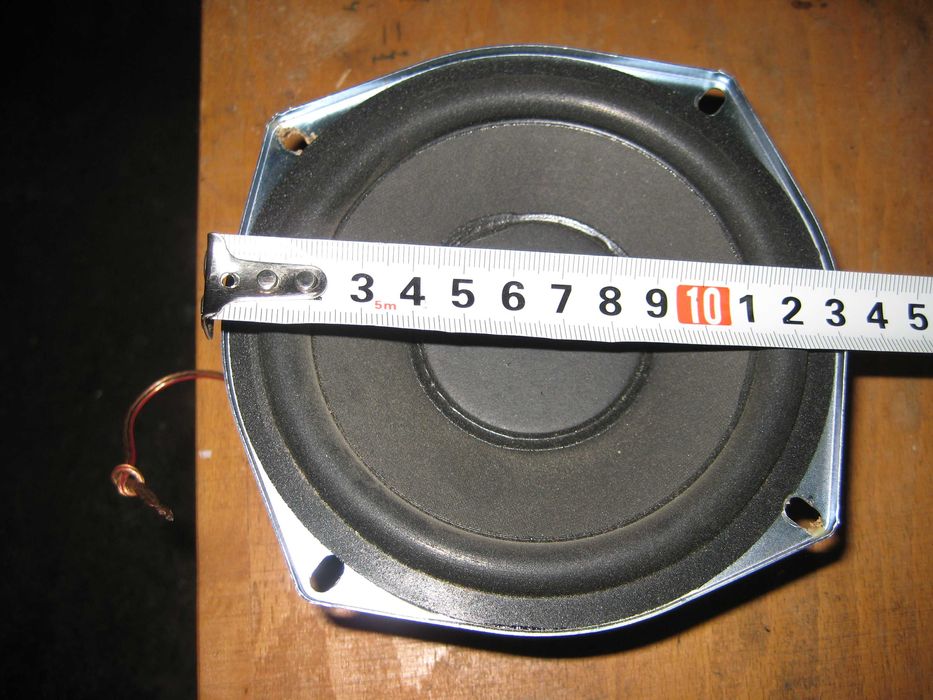 Басов говорител 60w