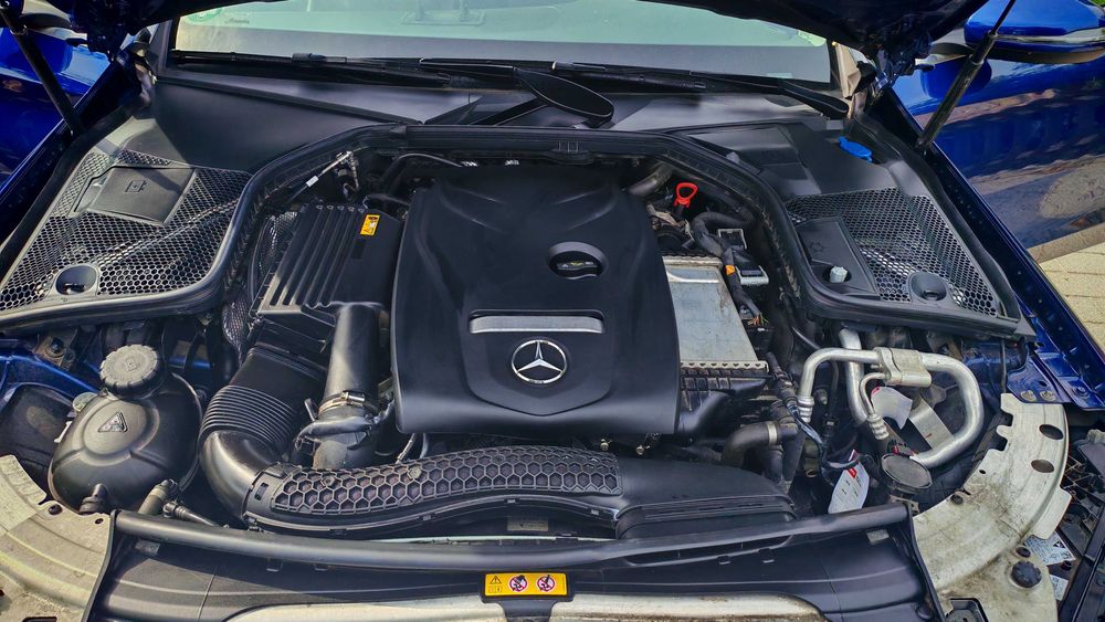 Mercedes-Benz C 180