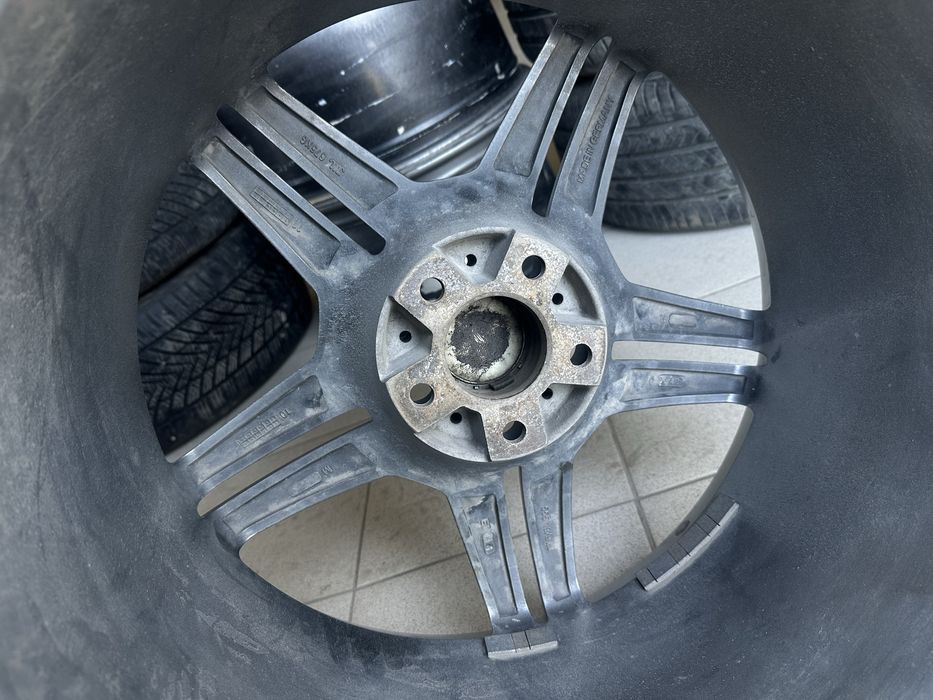 Диск с резиной R19