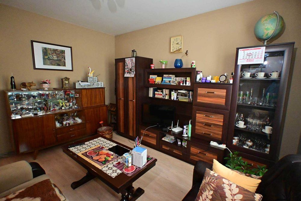 Продава се Двустаен апартамент в Перник, Изток - 60 кв.м за 1233 €/кв.м - Снимка #2