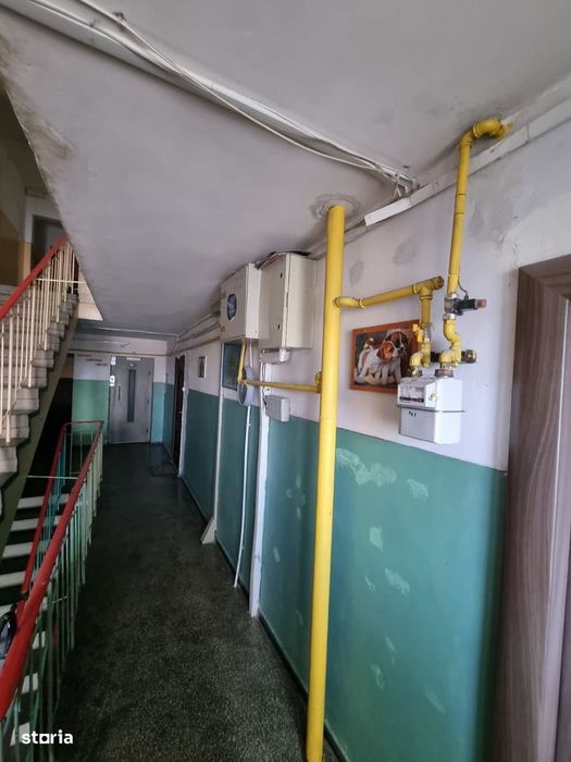 Gara mangaliei-apartament 2 camere decomandat 52 mp