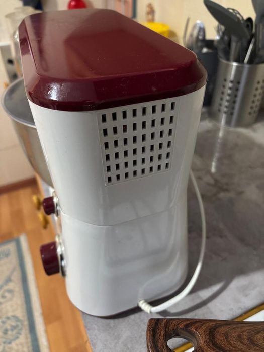 Продам тестомес в идеальном состоянии