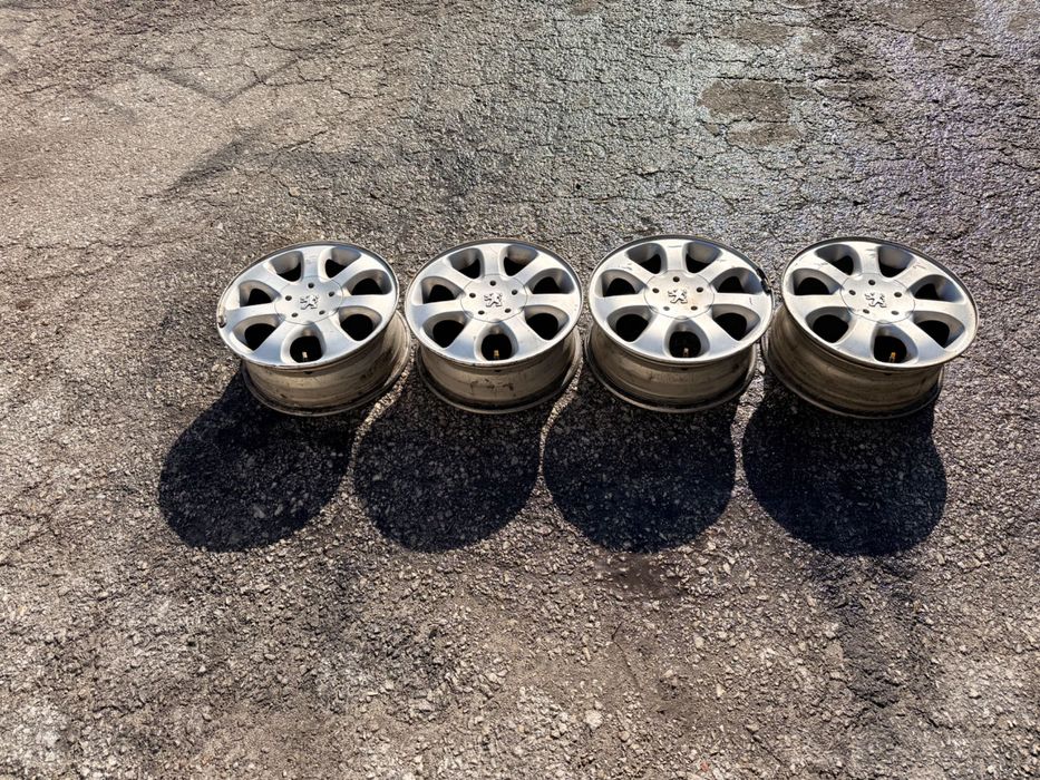 Комплект Джанти за Пежо 15”