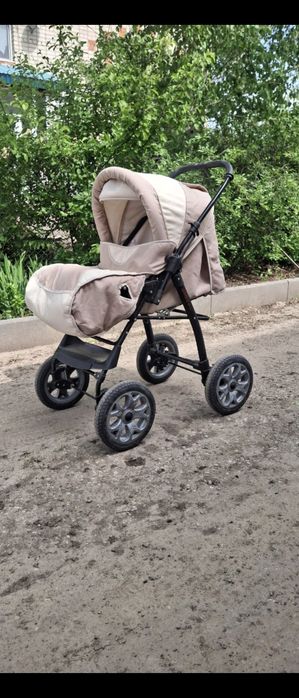 Продам детскую коляску
