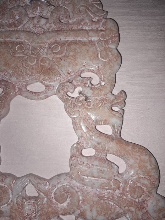 Продам старинные картины из нефрита