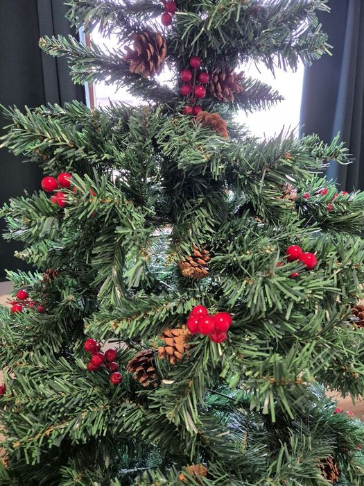 Коледно   дърво ...