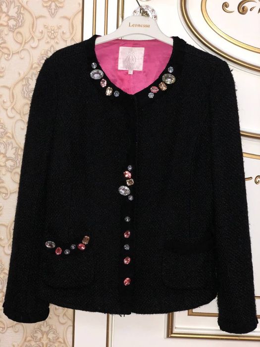 Продаётся женская одежда