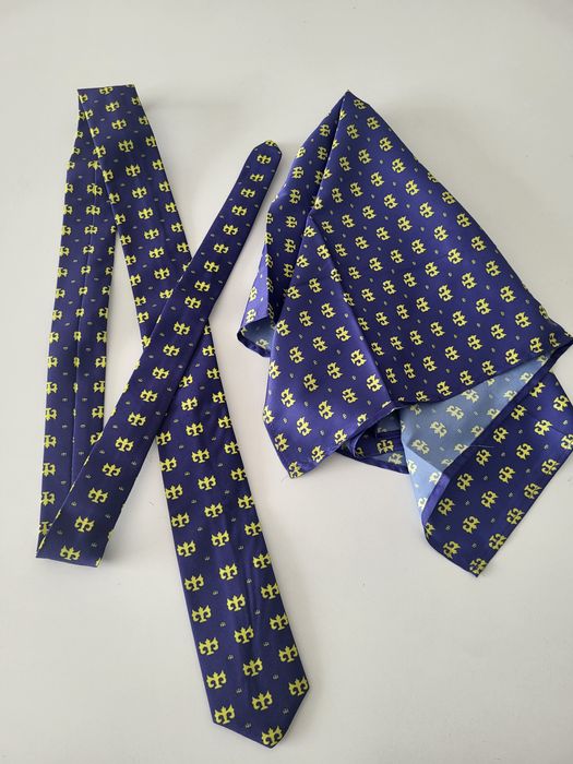 Галстук и платок на шею