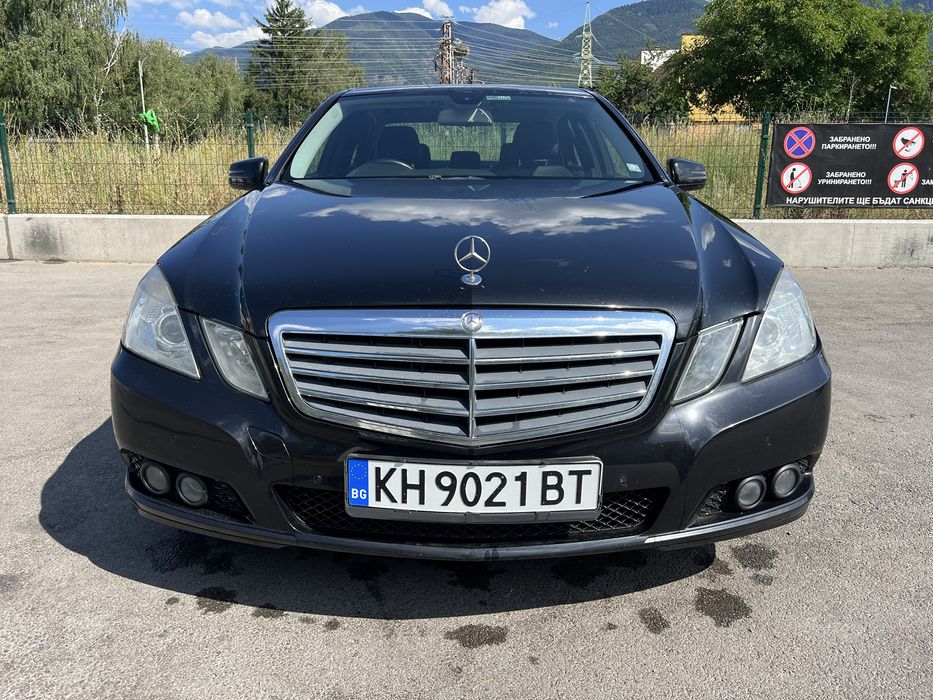 Продавам Mercedes E220 десен волан Бартер за мотор