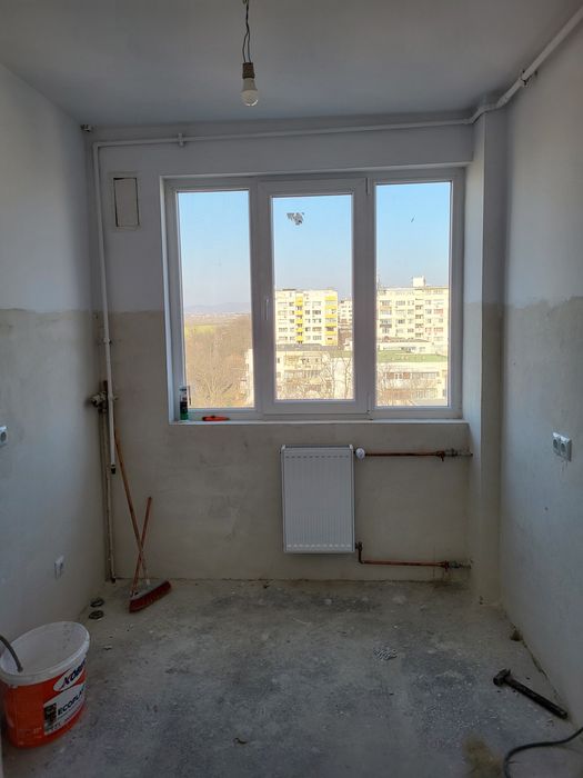 Vând apartament 3 camere Ploiesti