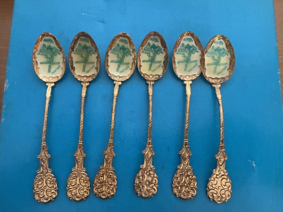 Сувенирни лъжички с емайл