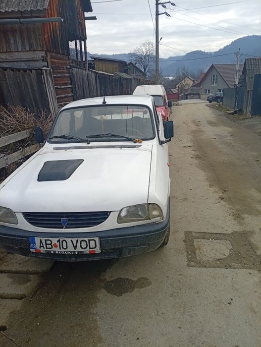 Vând Dacia papuc și remorca