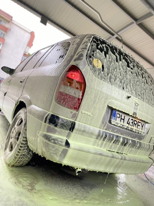 Vand/schimb Opel zafira A-1.8 benzina