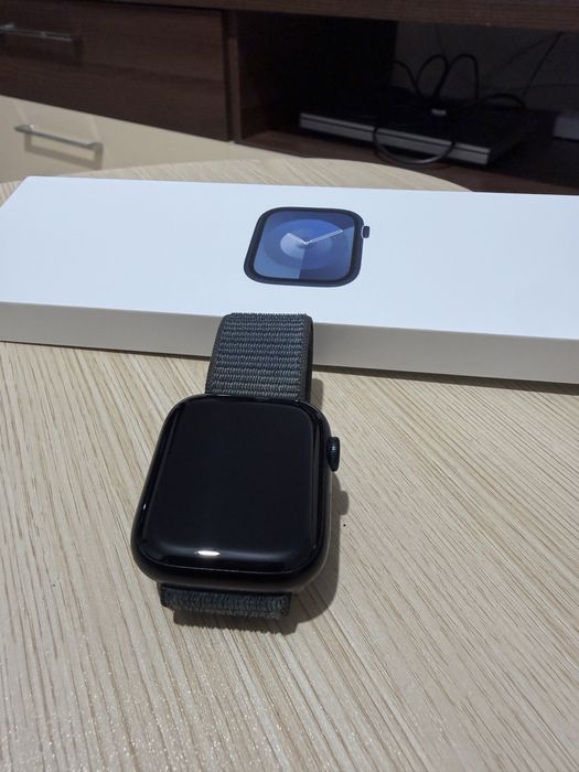 Apple watch series 9 45mm GPS