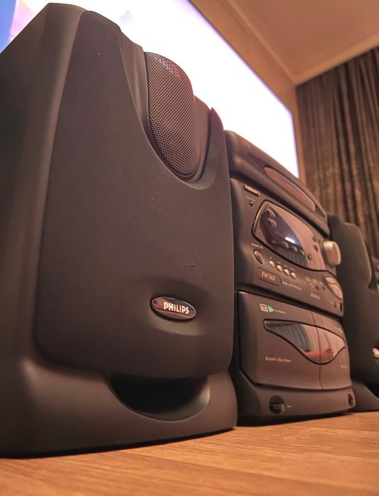 Музыкальный центр