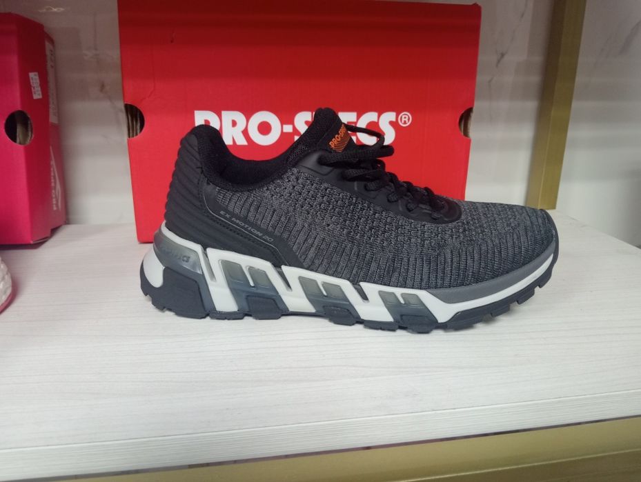 Спортивные кросовки