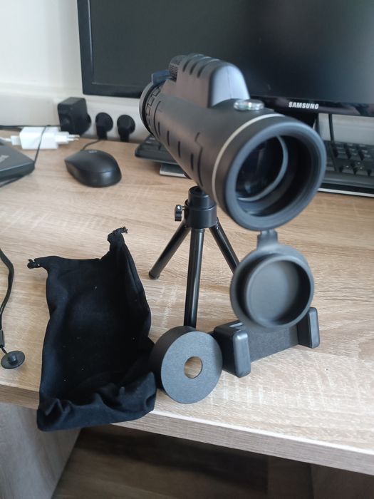 Monoclu profesional, zoom 40x60 si dispozitiv de atasare la telefon