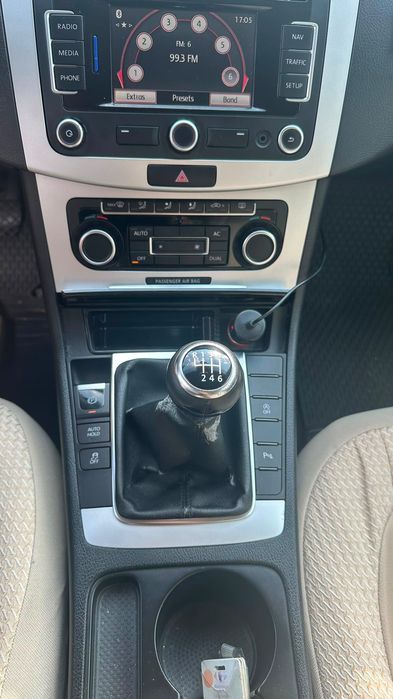 Volkwagen passat 2011