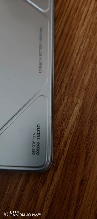 Tecno pova 7  5G
