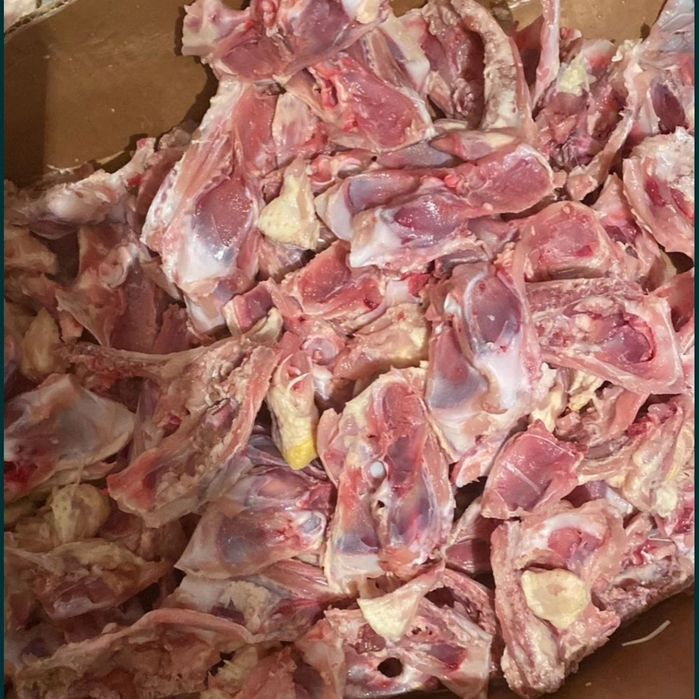 Спинки кур, корма для собак и кошек