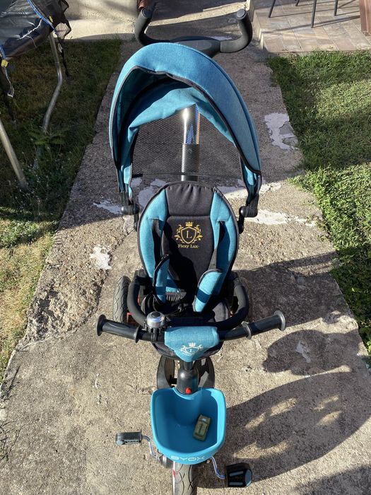 Продавам триколка BYOX FLEXY LUX