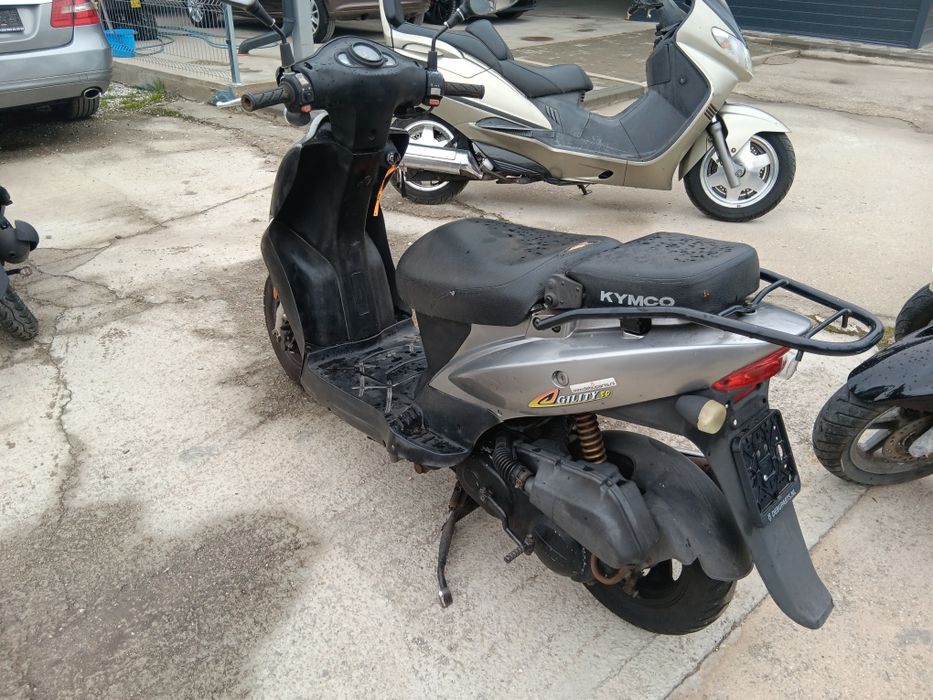 Скутер Kymco Agility 50 НА ИЗПЛАЩАНЕ