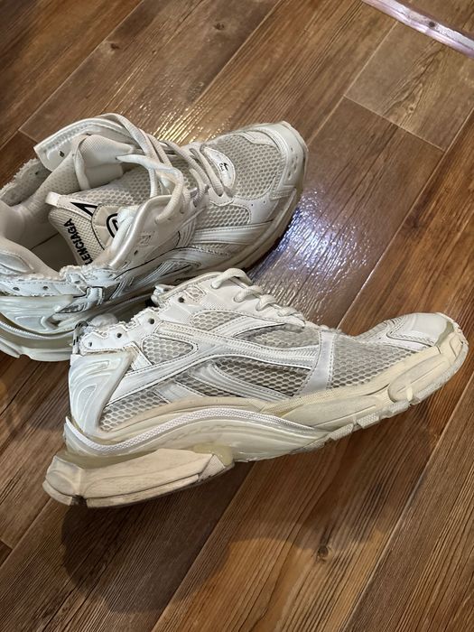 Balenciaga runner 42