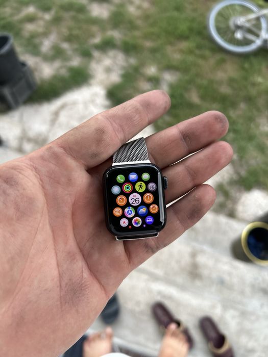 Applee watch se-2поколения