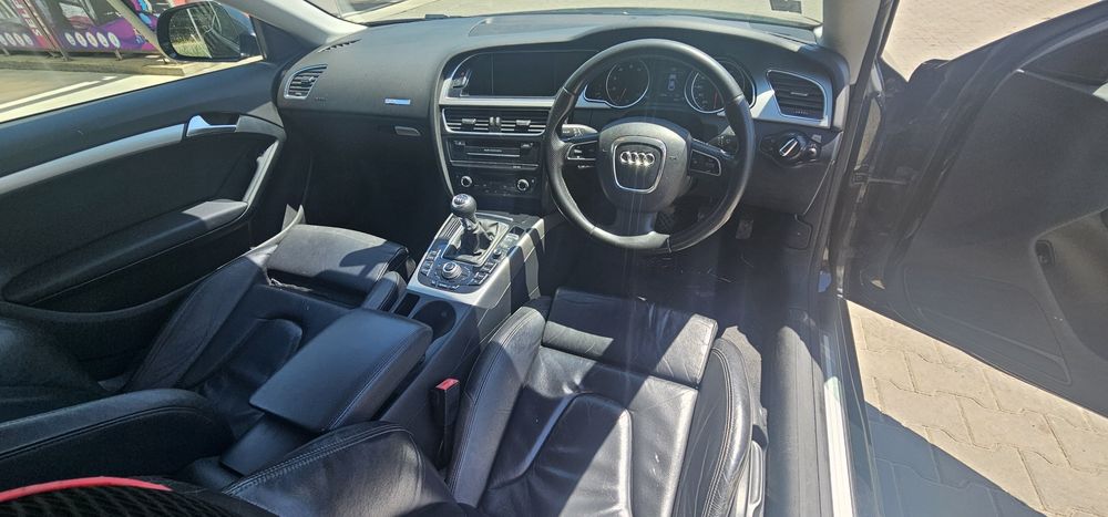 Dezmembrez/Piese Audi A5 2.0 TFSI Cod motor CDNC