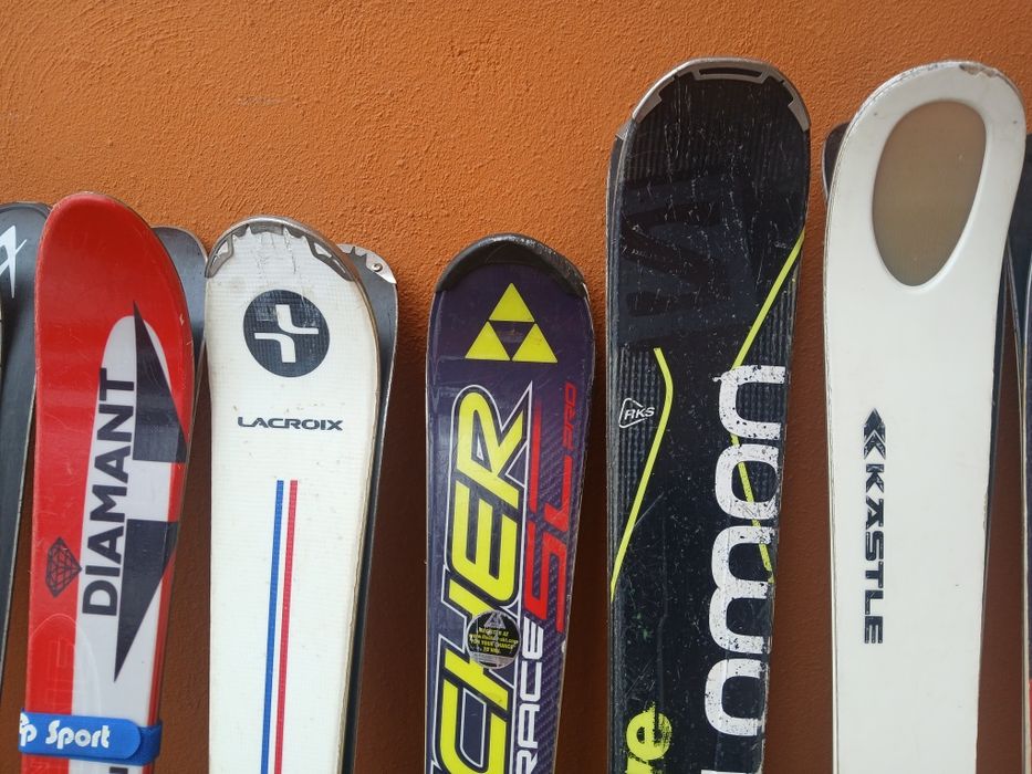 Se vind schiuri skiuri ski
