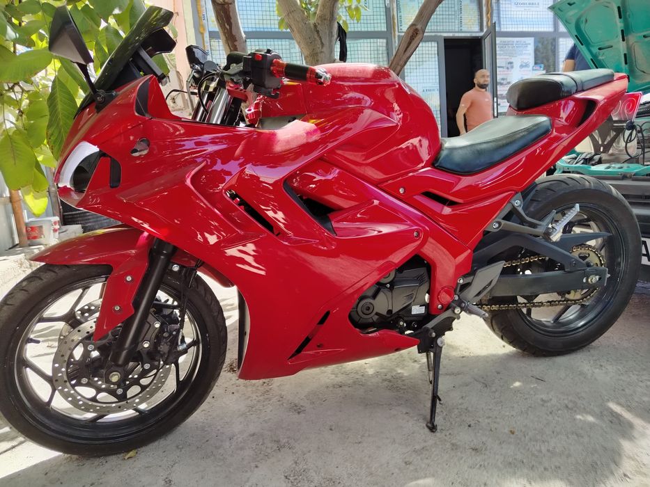 Мототсикл дуссати