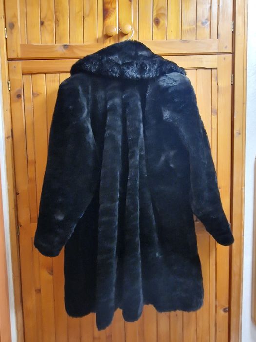 Запазено зимно палто