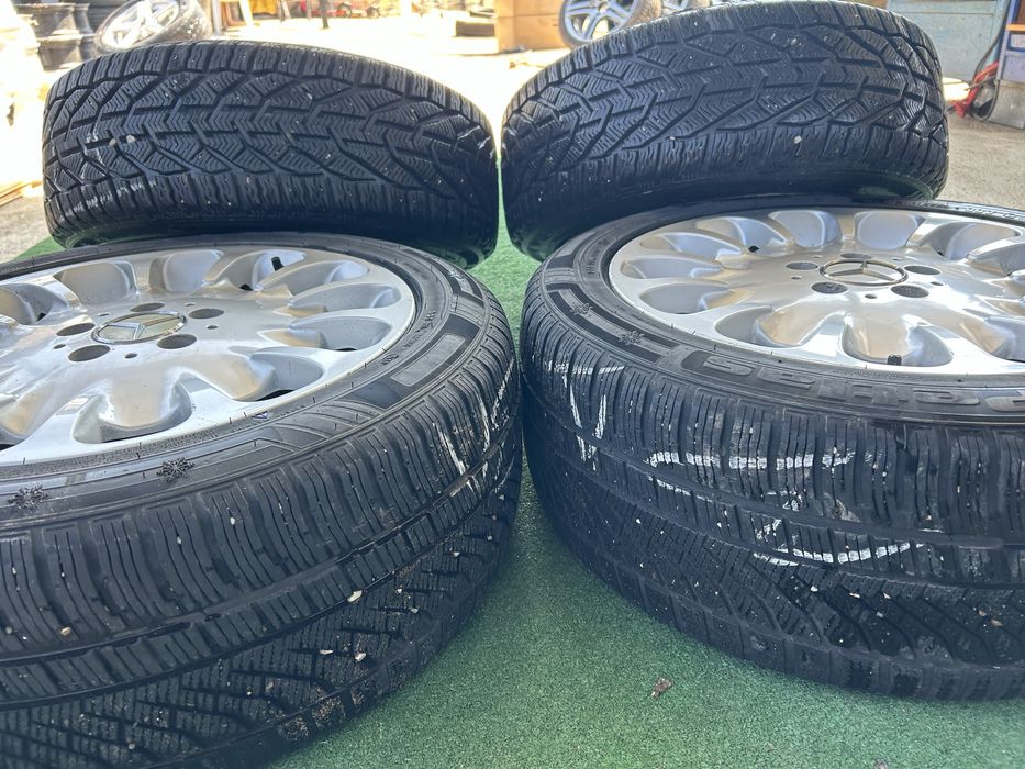 5х112 17 оргинални mercedes ET 38 със зимни гуми