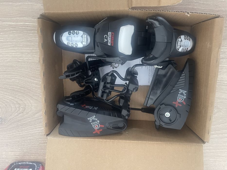 Срочно продам Лыжи