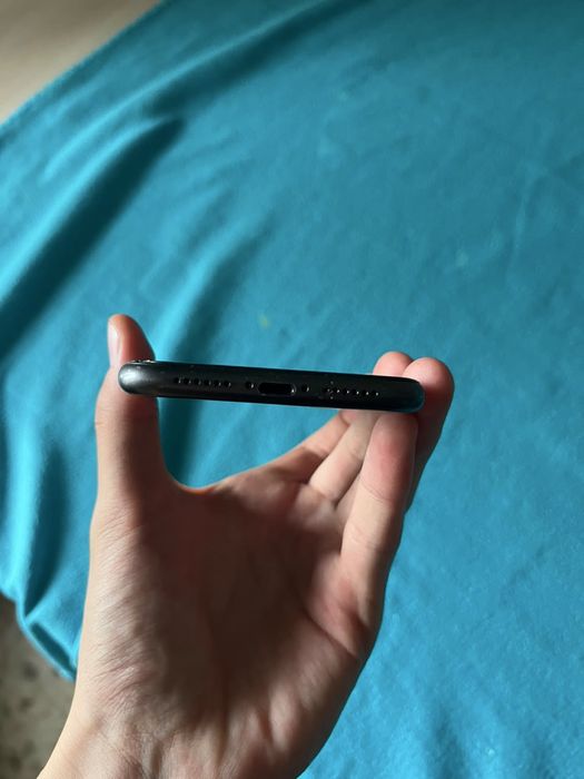 iphone 11 128гб 72акб 65.000торг