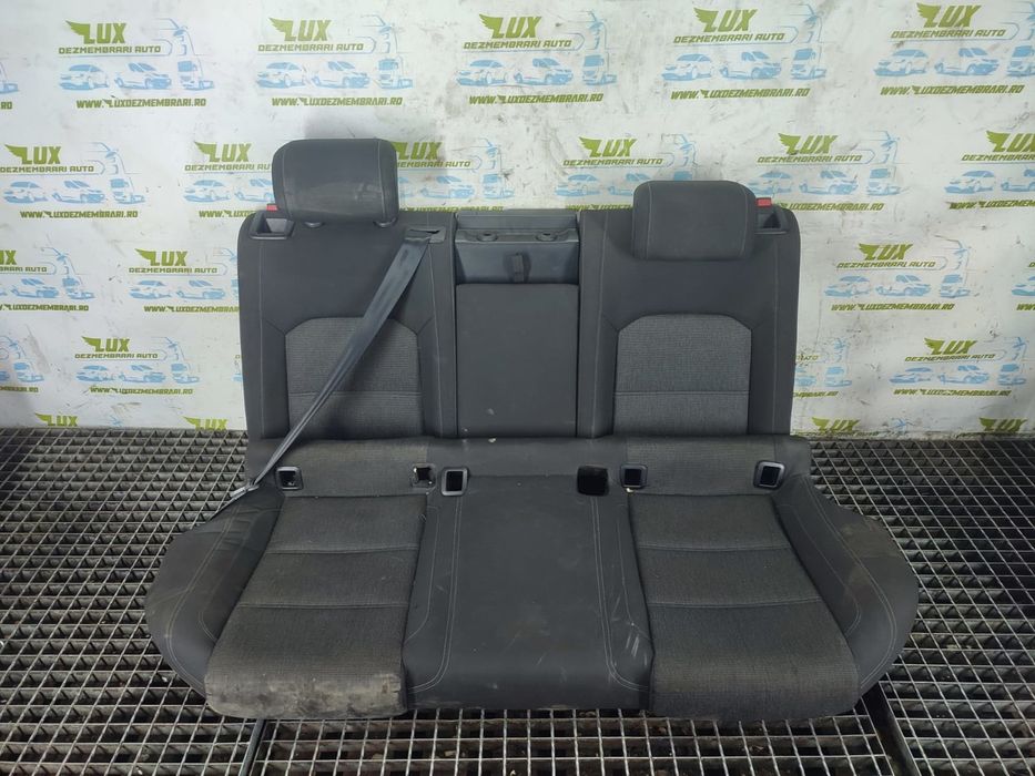 Bancheta spate material textil Volkswagen Passat B8 (2014 - 2020)