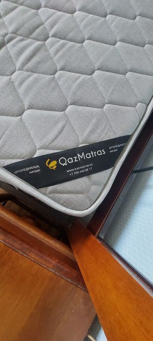 Кровать двуспальная