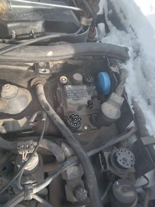 Продам 140 мерседес на разбор можно целиком