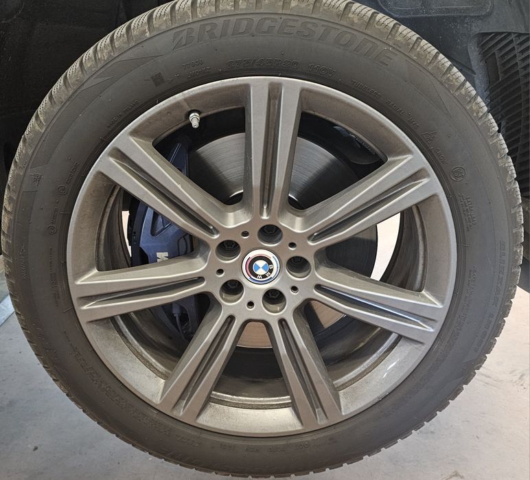 Jante BMW X5 G05 X6 G06 - 20" + anvelope iarna Bridgestone 275 45 20