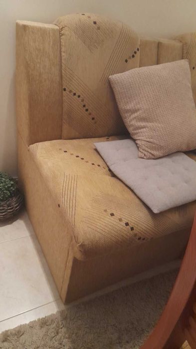 Ъглово канапе с две ракли и функция сън