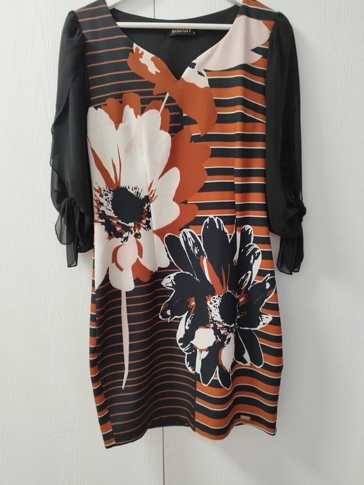 Елегантна дамска рокля