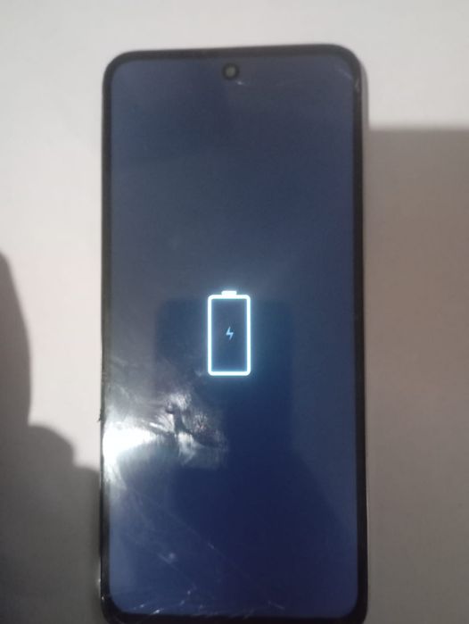 Продам Redmi 12 на запчасти