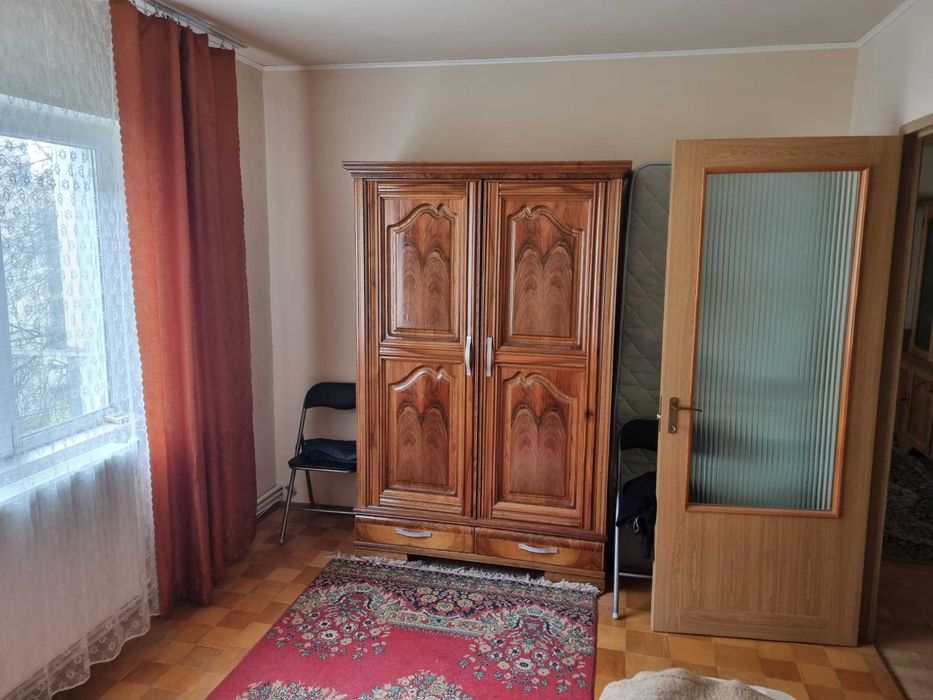 Apartament 2 camere -de vanzare