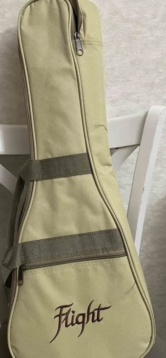продам укулеле Flight