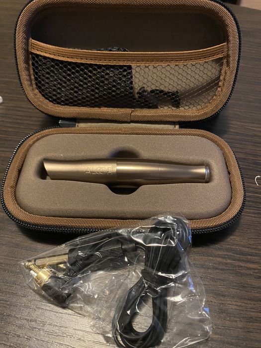 Aparat de tatuat cosmetica