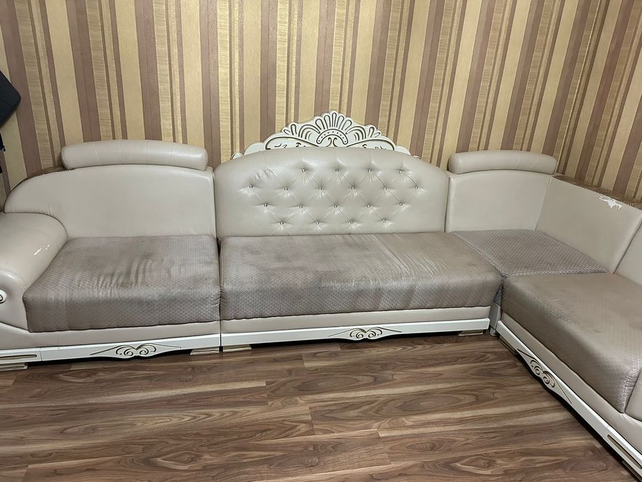 Диван углавои 4-2м