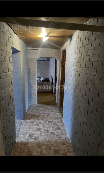 Отденьный дом 3 комноты