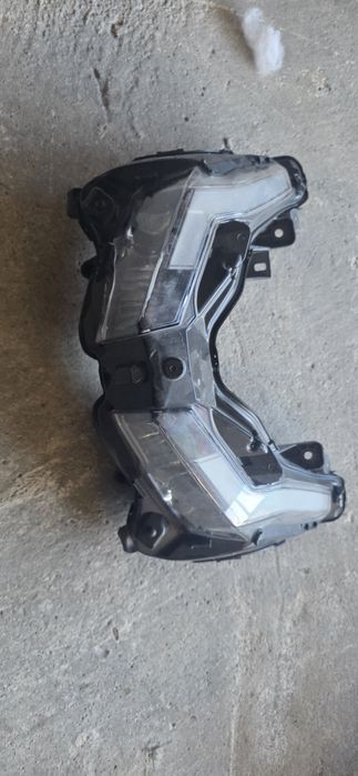 Far honda adv 150 2012- 2015 cu defect